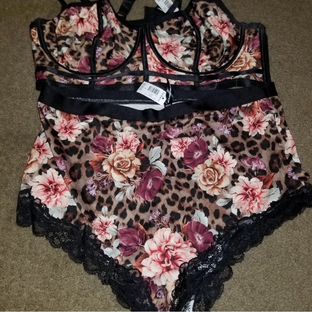 Torrid bra and panty set